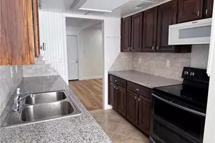 1513 Cedar Cove St, La Porte, TX 77571 - Photo 5