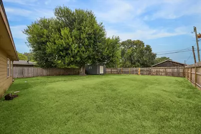 1426 15th Avenue N, Texas City, TX 77590 - Photo 25