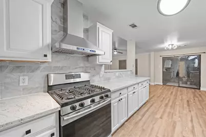 5914 Stirring Winds Lane, Houston, TX 77086 - Photo 19