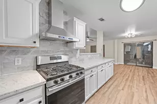 5914 Stirring Winds Ln, Houston, TX 77086 - Photo 19