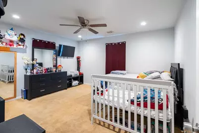 5938 Southlark Street, Houston, TX 77033 - Photo 13