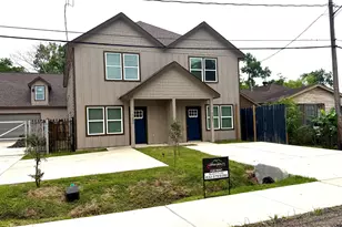 7034 Smilax St, Houston, TX 77088 - Photo 9