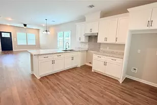 7034 Smilax St, Houston, TX 77088 - Photo 3