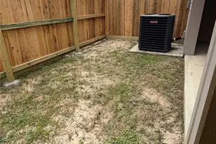 7034 Smilax St, Houston, TX 77088 - Photo 11