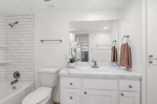 2120 Wilcrest Dr, Houston, TX 77042 - Photo 15