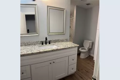 211 Van Winkle Street, Lake Jackson, TX 77566 - Photo 9