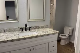 211 Van Winkle St, Lake Jackson, TX 77566 - Photo 9