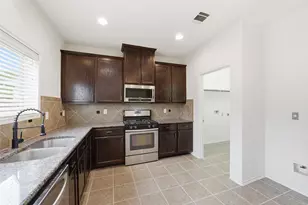 12830 Spruce Cir, Tomball, TX 77375 - Photo 11