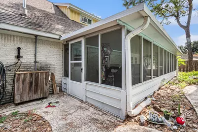 8019 Sharpview Drive, Houston, TX 77036 - Photo 35