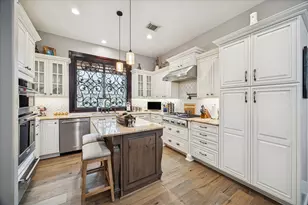 2831 North Cotswold Manor Drive, Houston, TX 77339 - Photo 13