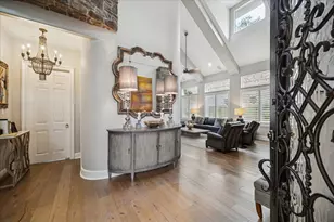 2831 North Cotswold Manor Drive, Houston, TX 77339 - Photo 5