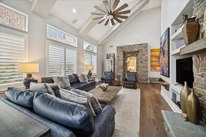 2831 N Cotswold Manor Drive, Houston, TX 77339 - Photo 11