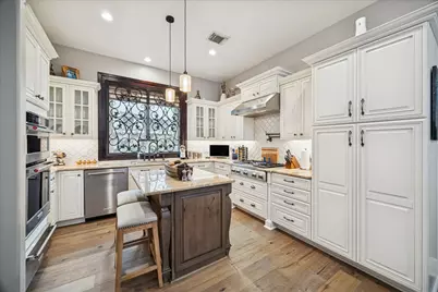 2831 N Cotswold Manor Drive, Houston, TX 77339 - Photo 13