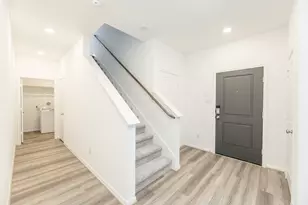 1818 Whispering River Dr, Missouri City, TX 77489 - Photo 5