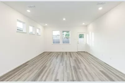 1818 Whispering River Drive, Missouri City, TX 77489 - Photo 7