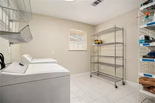 33 Maple Ln, Galveston, TX 77551 - Photo 31