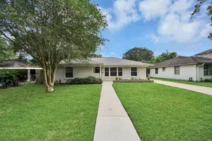 3419 Norris Dr, Houston, TX 77025 - Photo 1