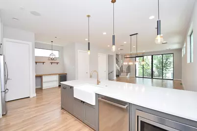 818 Knox Street, Houston, TX 77007 - Photo 13