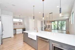 818 Knox St, Houston, TX 77007 - Photo 13