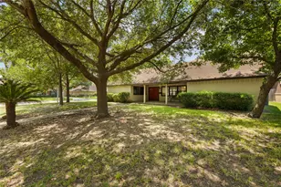 1103 Pecan Cir, Seabrook, TX 77586 - Photo 11