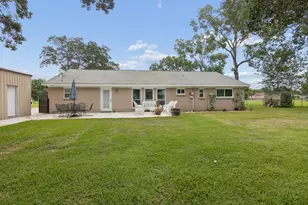 2865 County Rd 936A, Alvin, TX 77511 - Photo 23
