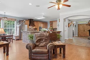 11455 Queensboro Ct, Montgomery, TX 77316 - Photo 17