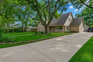 10411 Summerhill Dr, Houston, TX 77070 - Photo 3