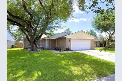 7526 Goldfinch Drive, Humble, TX 77396 - Photo 1