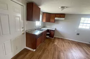 603 Willow St, Baytown, TX 77520 - Photo 5