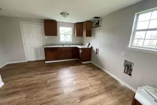 603 Willow St, Baytown, TX 77520 - Photo 3