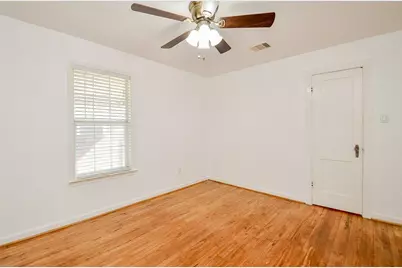 7707 Scanlock Street, Houston, TX 77012 - Photo 13