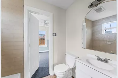 110 E 44th Street, Houston, TX 77018 - Photo 7
