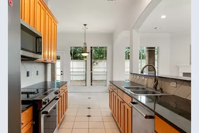 7615 Brae Acres Court, Houston, TX 77074 - Photo 9