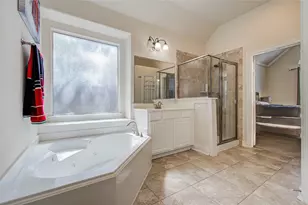 14614 Carolina Hollow Ln, Houston, TX 77044 - Photo 19