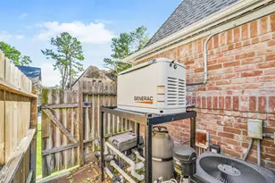 17302 Atherington Pl, Spring, TX 77379 - Photo 47