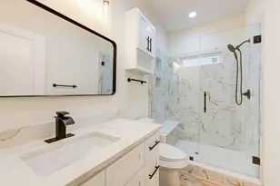3320 Francis St, Houston, TX 77004 - Photo 9