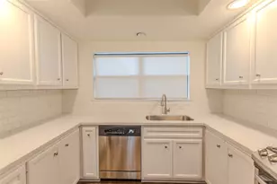 909 E 39th St, Houston, TX 77022 - Photo 9