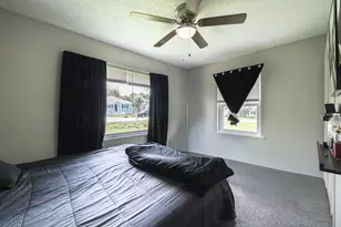 402 S Blackwell St, Houston, TX 77571 - Photo 17