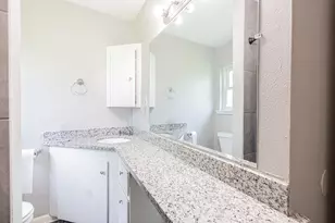 402 S Blackwell St, Houston, TX 77571 - Photo 19