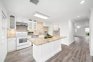 6434 Burgoyne Rd, Houston, TX 77057 - Photo 11