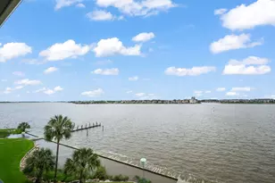 401 Lakeside Ln, Houston, TX 77058 - Photo 25