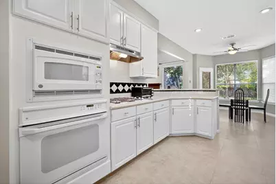 18502 Berry Leaf Court, Houston, TX 77084 - Photo 9