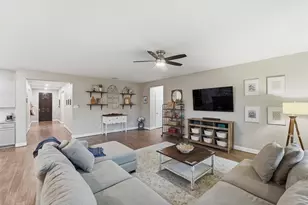 3502 Saxton Green Rd, Pearland, TX 77584 - Photo 9
