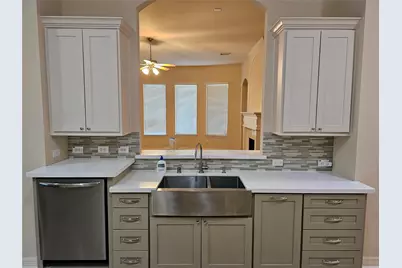 3218 Waters Edge Drive, Manvel, TX 77578 - Photo 7