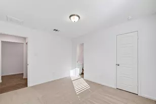 2115 Spring Hollow Dr, Baytown, TX 77521 - Photo 21