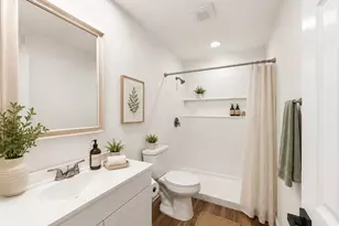 17331 Red Oak Dr, Houston, TX 77090 - Photo 5