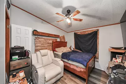 15713 Hinkel Road, Cat Spring, TX 78933 - Photo 13