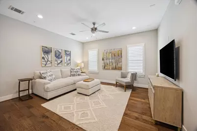 920 W 25th Street #B, Houston, TX 77008 - Photo 17