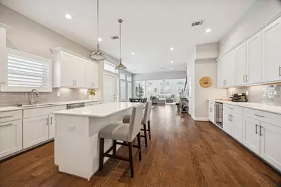 920 W 25th Street #B, Houston, TX 77008 - Photo 7