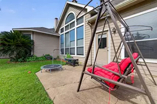 214 Kentwood Ridge Ct, Sugar Land, TX 77479 - Photo 37